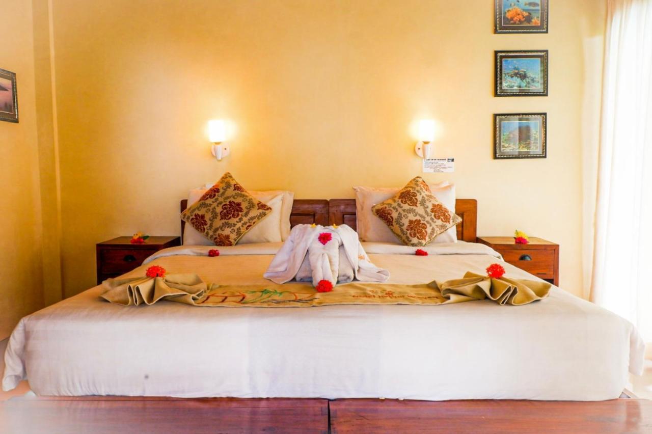 Amed Cafe & Hotel Kebun Wayan Екстериор снимка