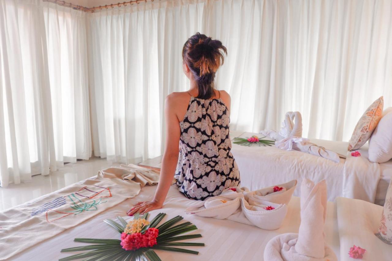 Amed Cafe & Hotel Kebun Wayan Екстериор снимка