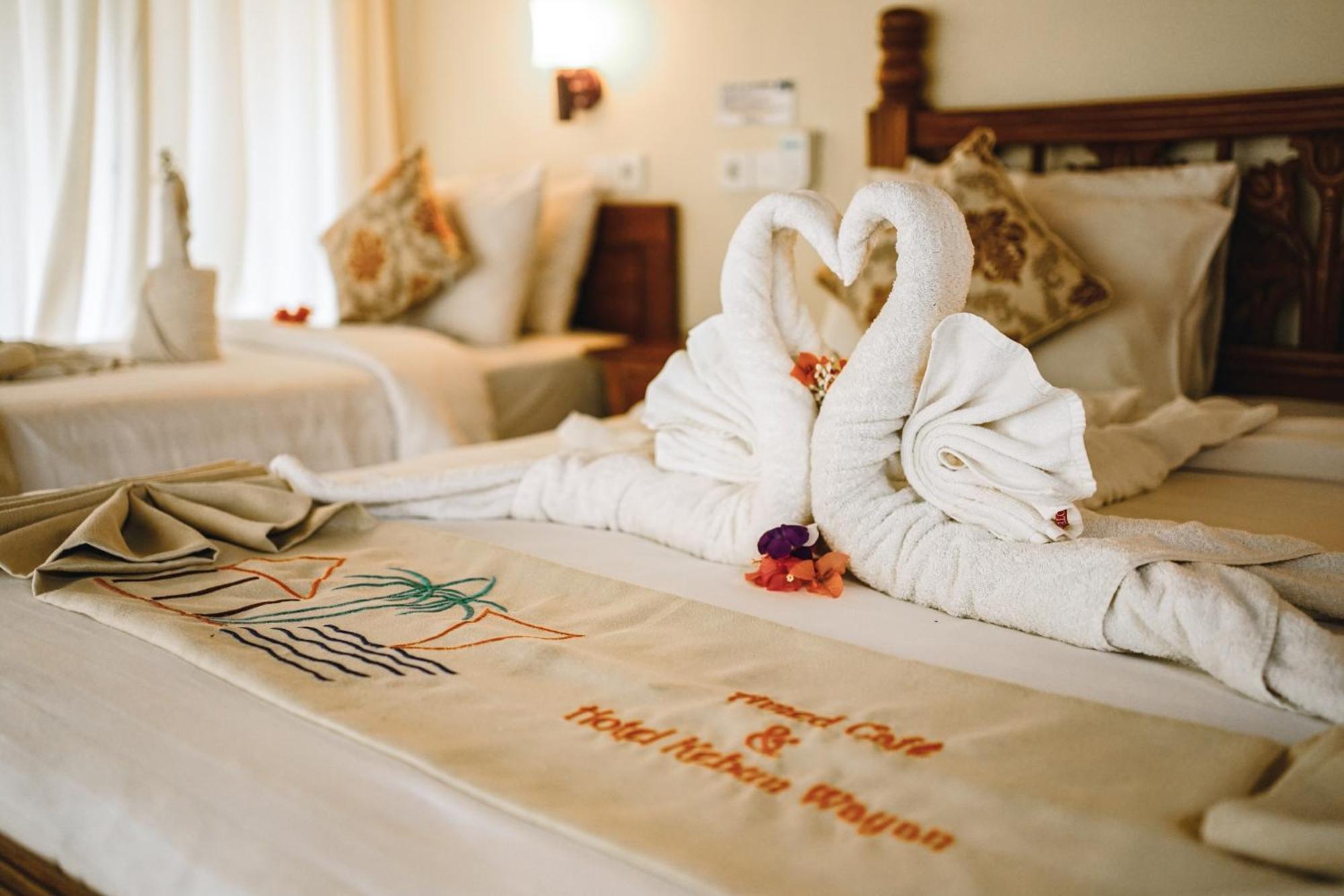 Amed Cafe & Hotel Kebun Wayan Екстериор снимка