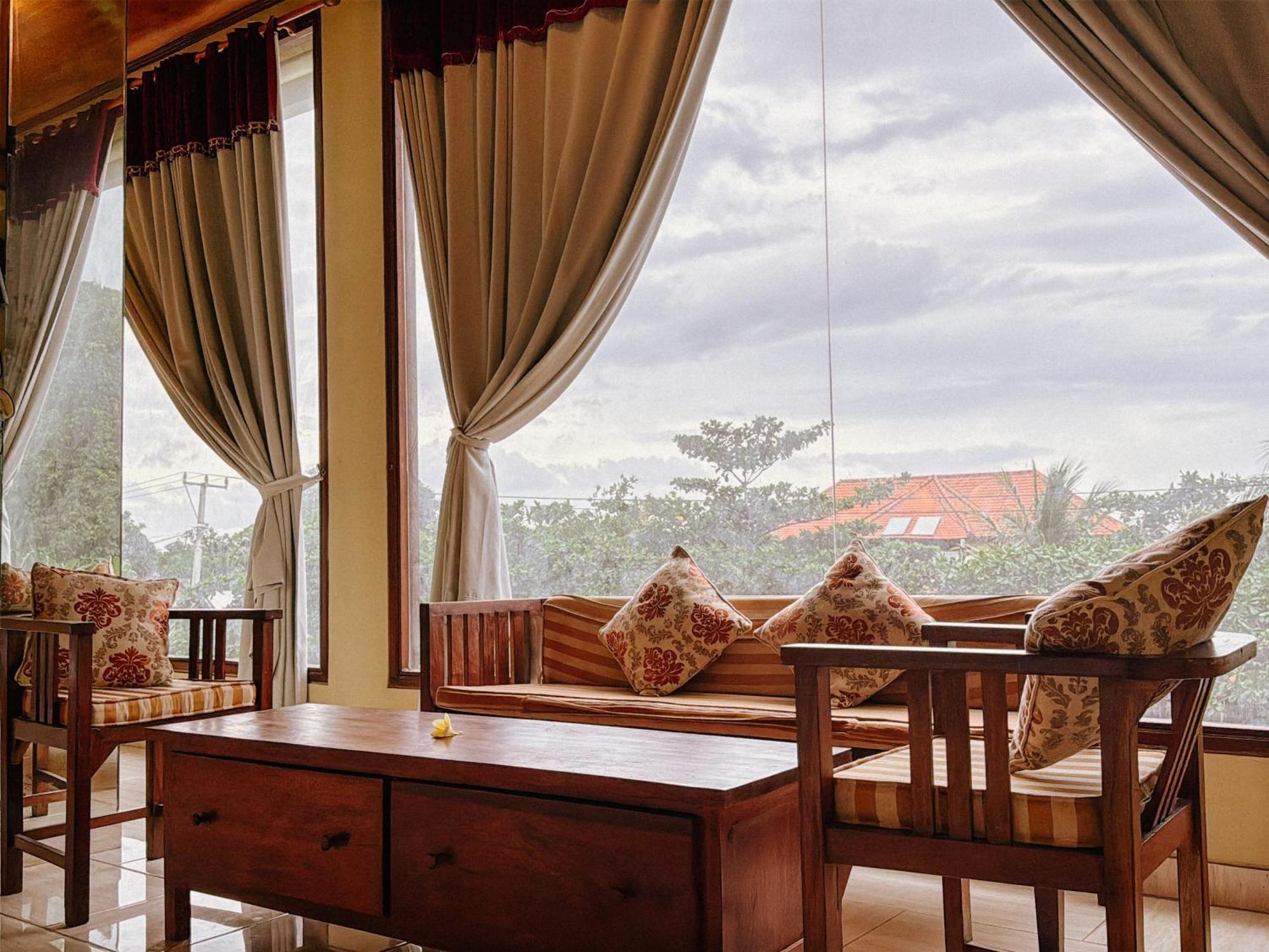 Amed Cafe & Hotel Kebun Wayan Екстериор снимка